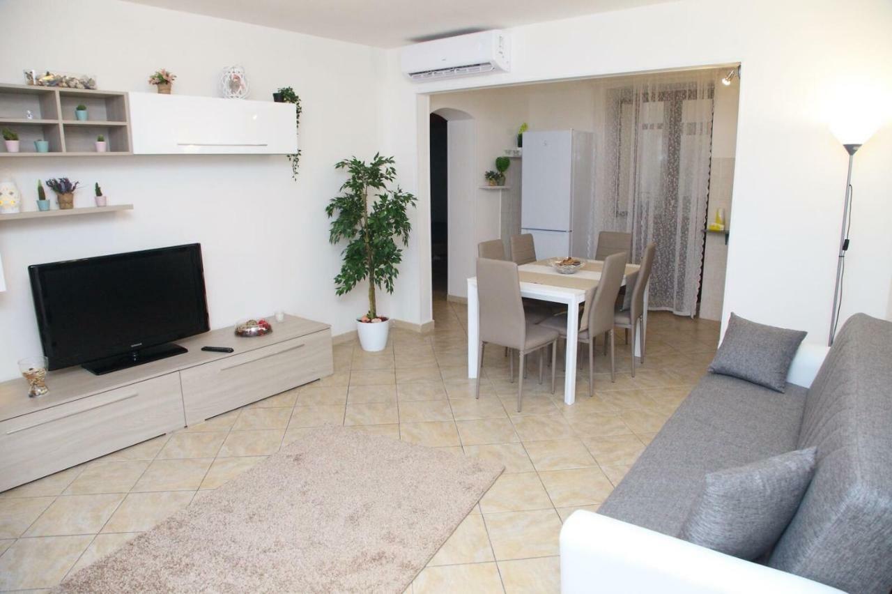 Garibaldi Suites & Apartments Catania Bagian luar foto